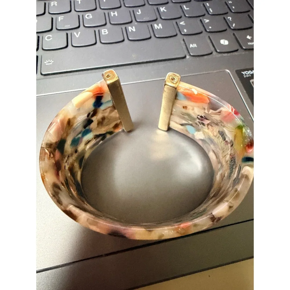Kids Multicolor Resin Acrylic Wide Cuff Bracelet Gold Tone Ends‎ 2.5 Inch